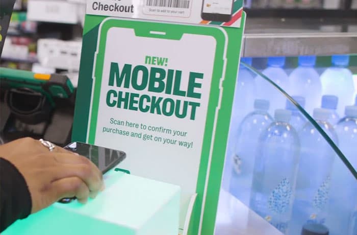 Mobile checkout using the 7‑Eleven app.