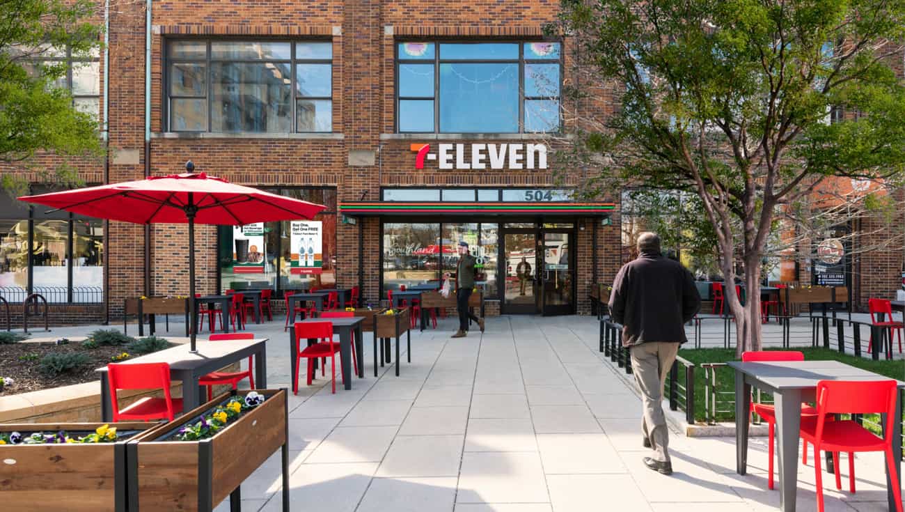 7‑Eleven Opens First Store in Israel